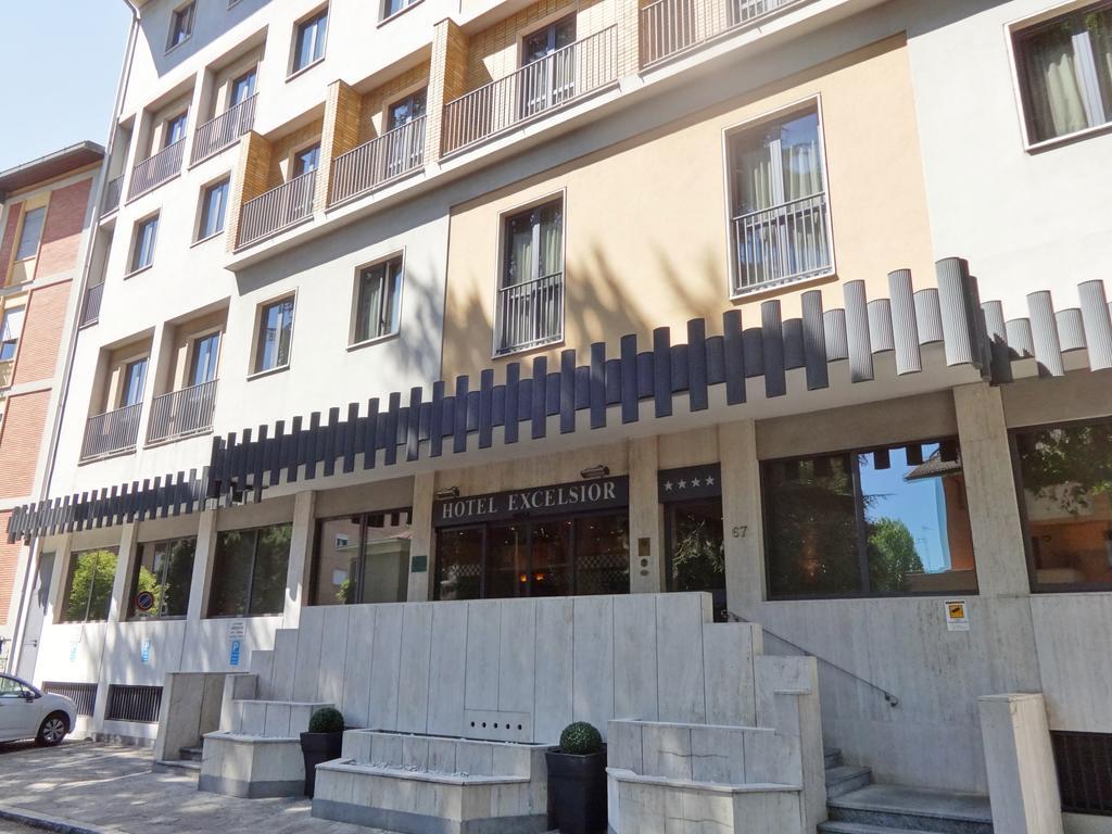 Hotel Excelsior Magenta Ngoại thất bức ảnh