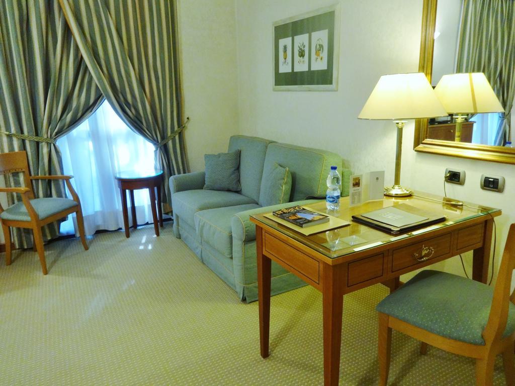 Hotel Excelsior Magenta Ngoại thất bức ảnh